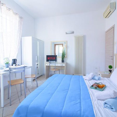 Athena Rooms - Parcheggio Privato Bolonia Zewnętrze zdjęcie