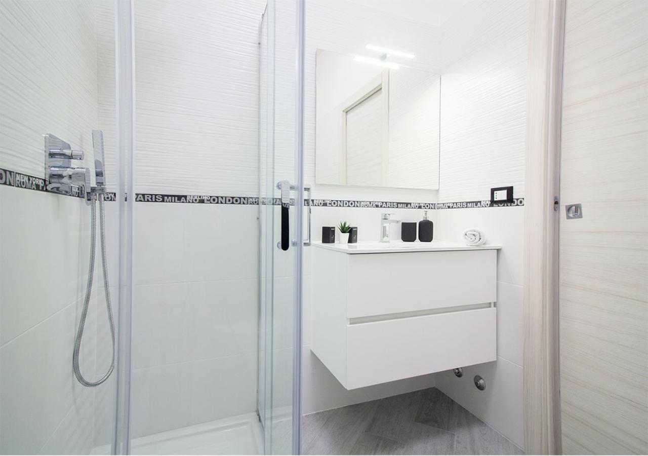Athena Rooms - Parcheggio Privato Bolonia Zewnętrze zdjęcie