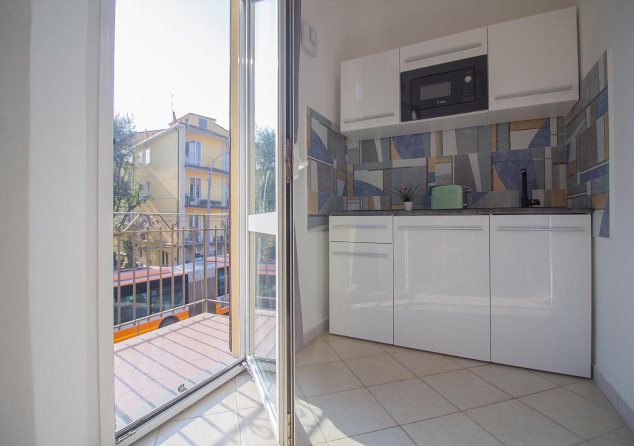 Athena Rooms - Parcheggio Privato Bolonia Zewnętrze zdjęcie